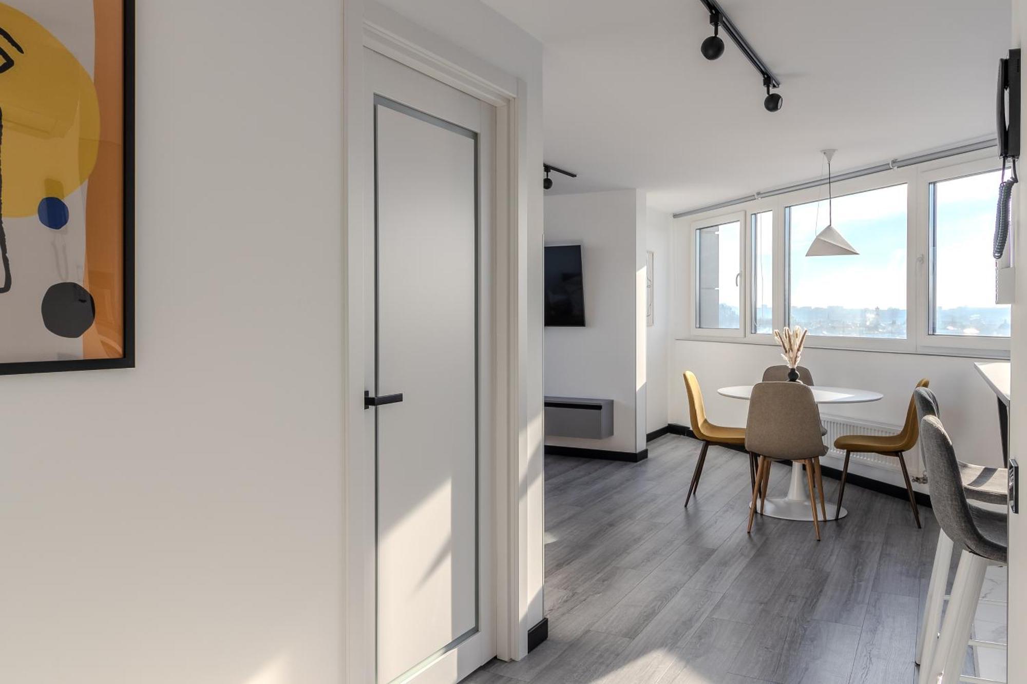 77 Views Apartments By Inshi Λβιβ Εξωτερικό φωτογραφία